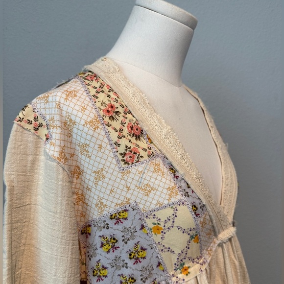 POL Cream Floral Tiered Cotton Maxi Dress - Picture 5 of 8